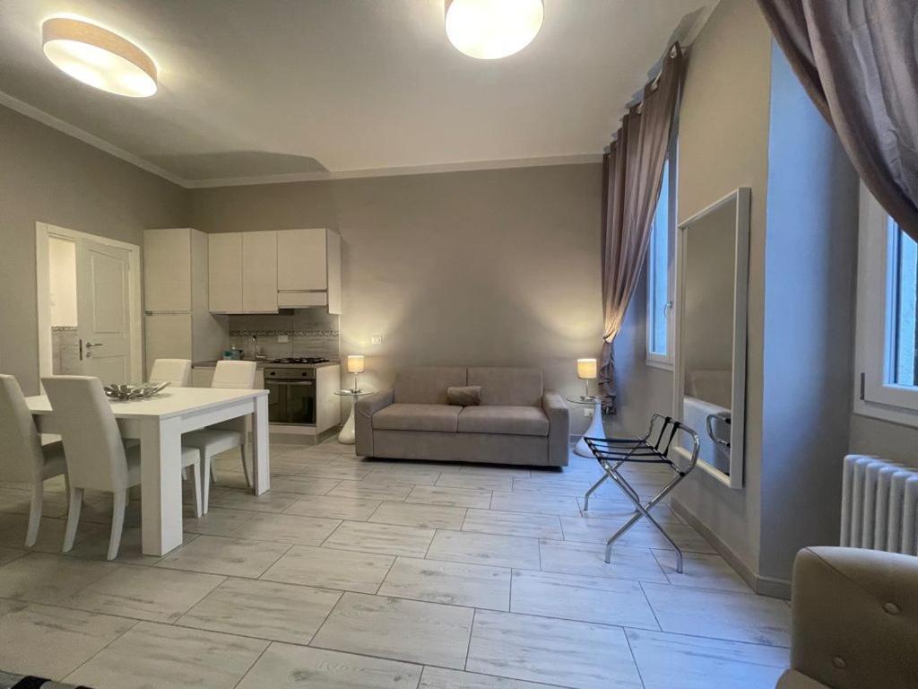 Sant'Anna Apartments Florenz Exterior foto